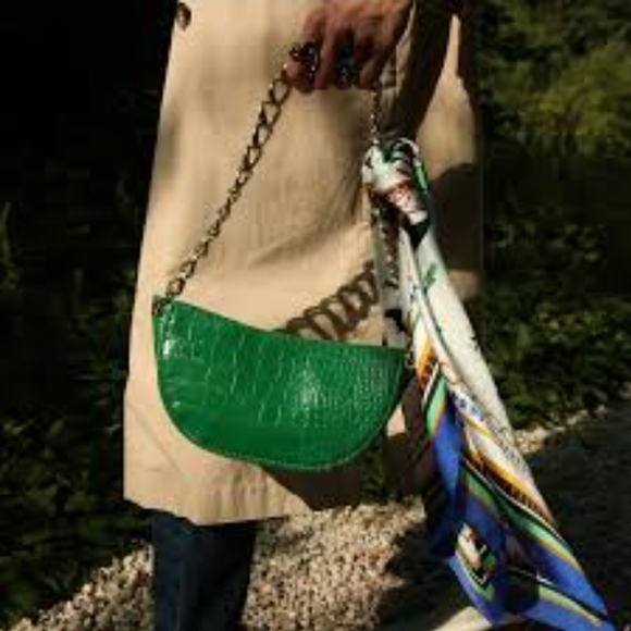 Zara Bags Zara Shoulder Bag Gold Chain Croc Green Poshmark